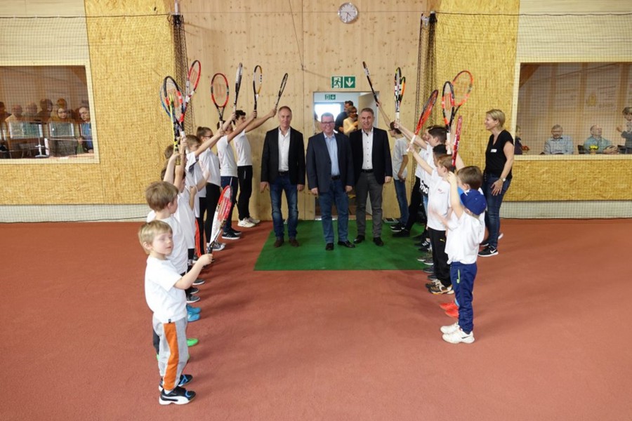 Die Erffnung der Halle und Tennisschule